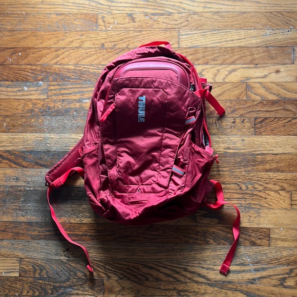 Thule Bags Thule Backpack Poshmark